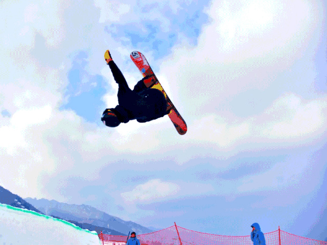 【鳌山雪场挚念粉开业了】邀您一起体验激情滑雪季！